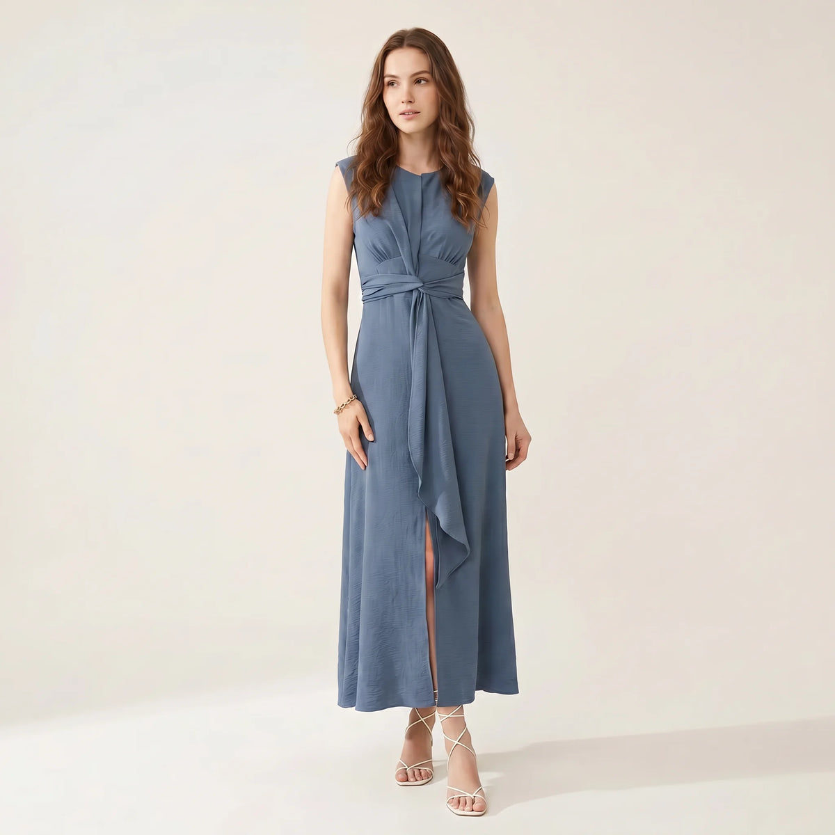 Abito midi estivo da donna senza maniche con cintura