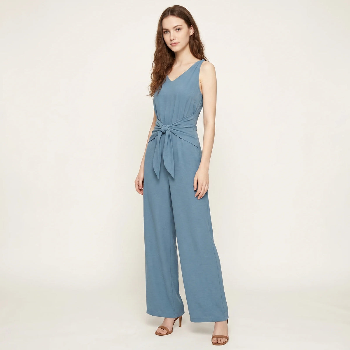 Tuta jumpsuit donna con scollo a V, cintura e pantaloni larghi